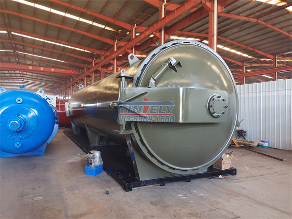 <b>出口澳洲復材管道輥軸熱壓罐</b>